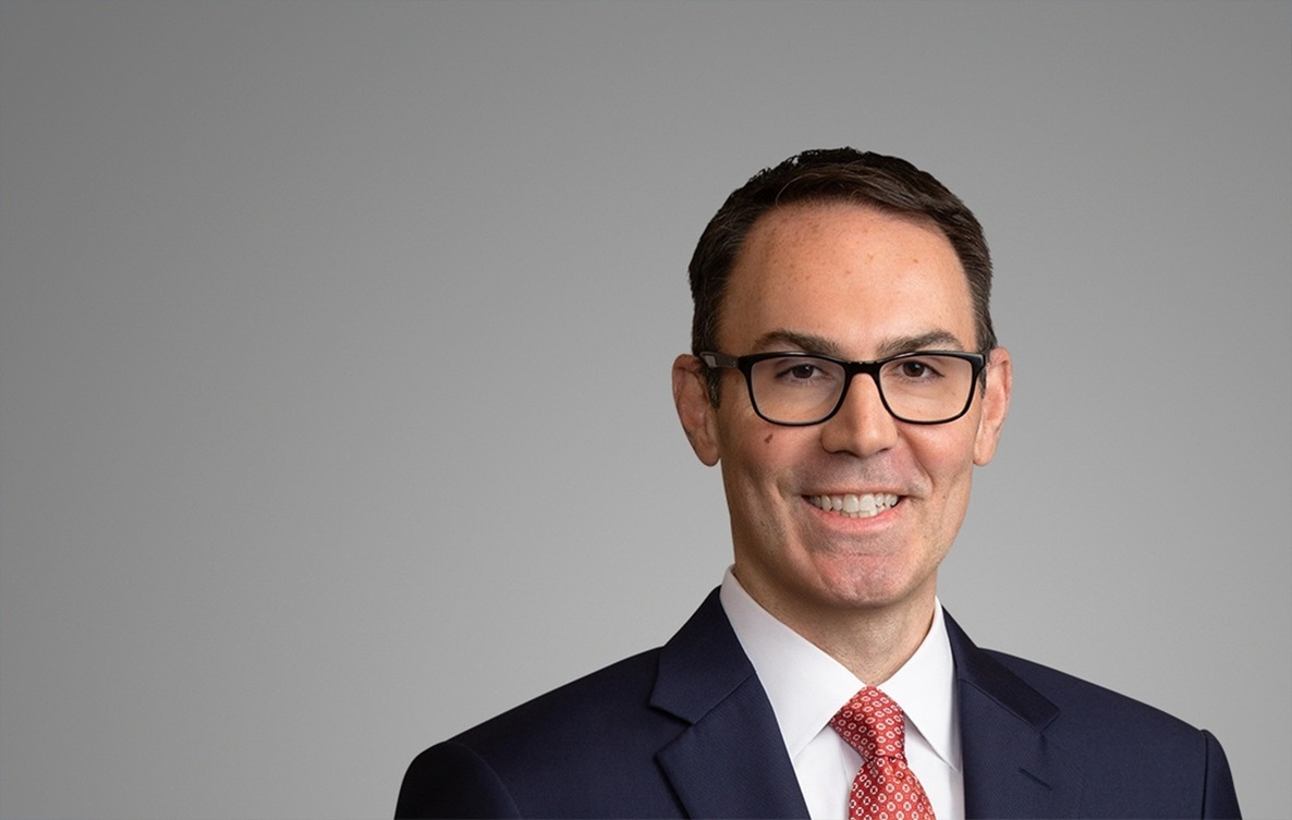 Benjamin Rajabi, Porter Hedges LLP Photo